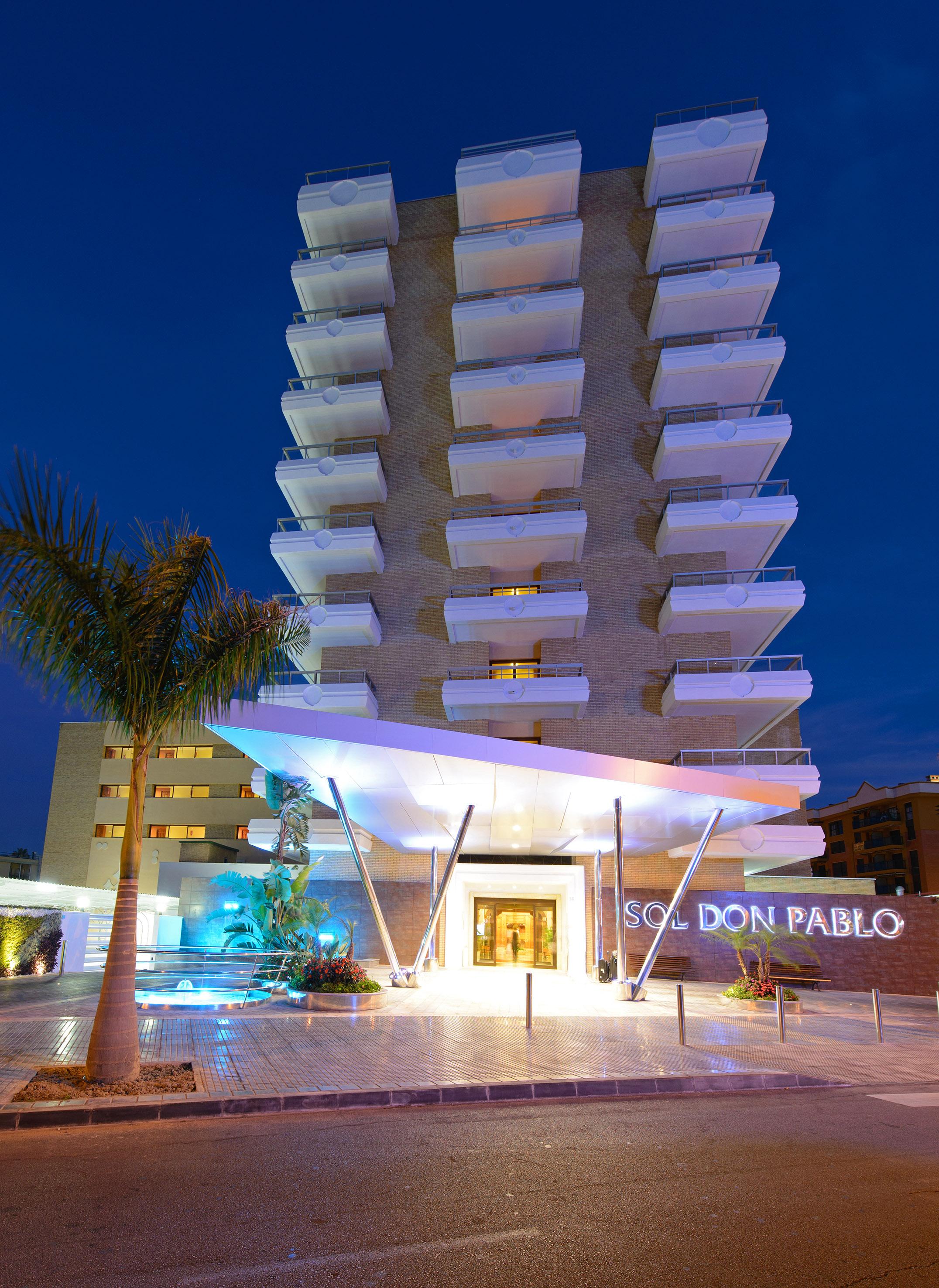 วอล ดอน ปาโบล Hotel ตอร์เรโมลิโนส ภายนอก รูปภาพ