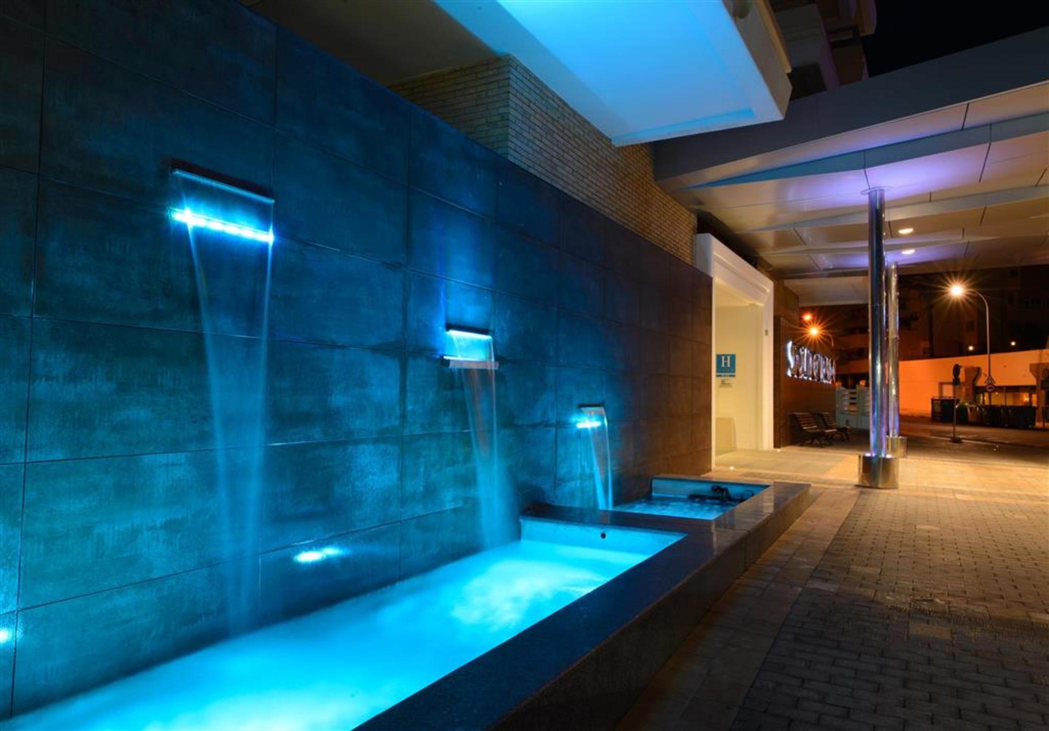 วอล ดอน ปาโบล Hotel ตอร์เรโมลิโนส ภายนอก รูปภาพ