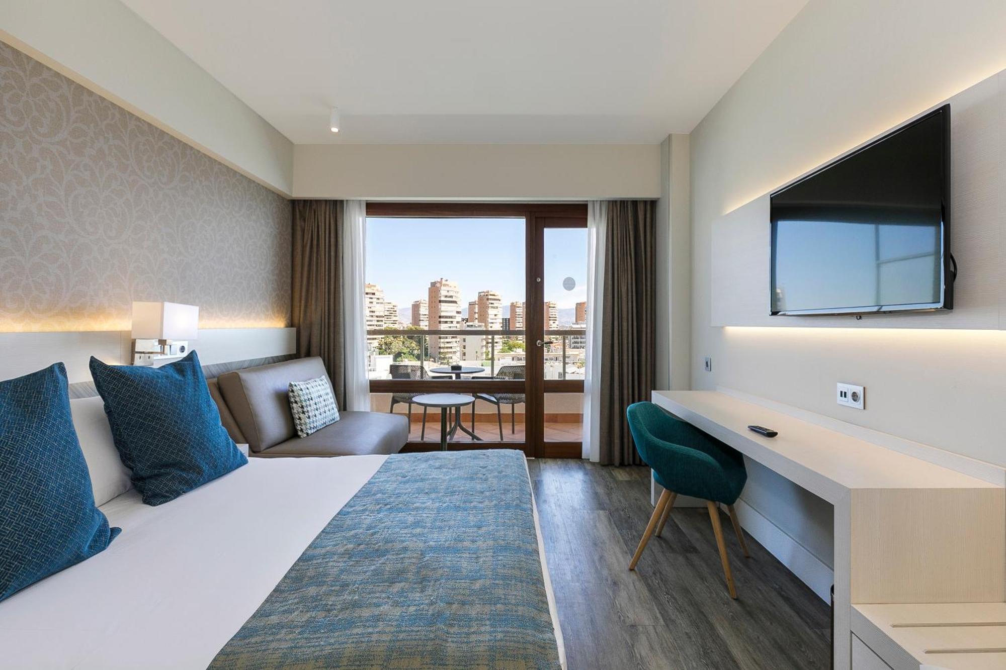 วอล ดอน ปาโบล Hotel ตอร์เรโมลิโนส ภายนอก รูปภาพ